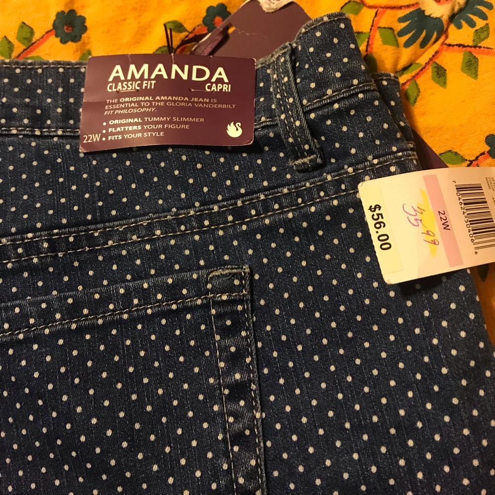 Polka dot capris